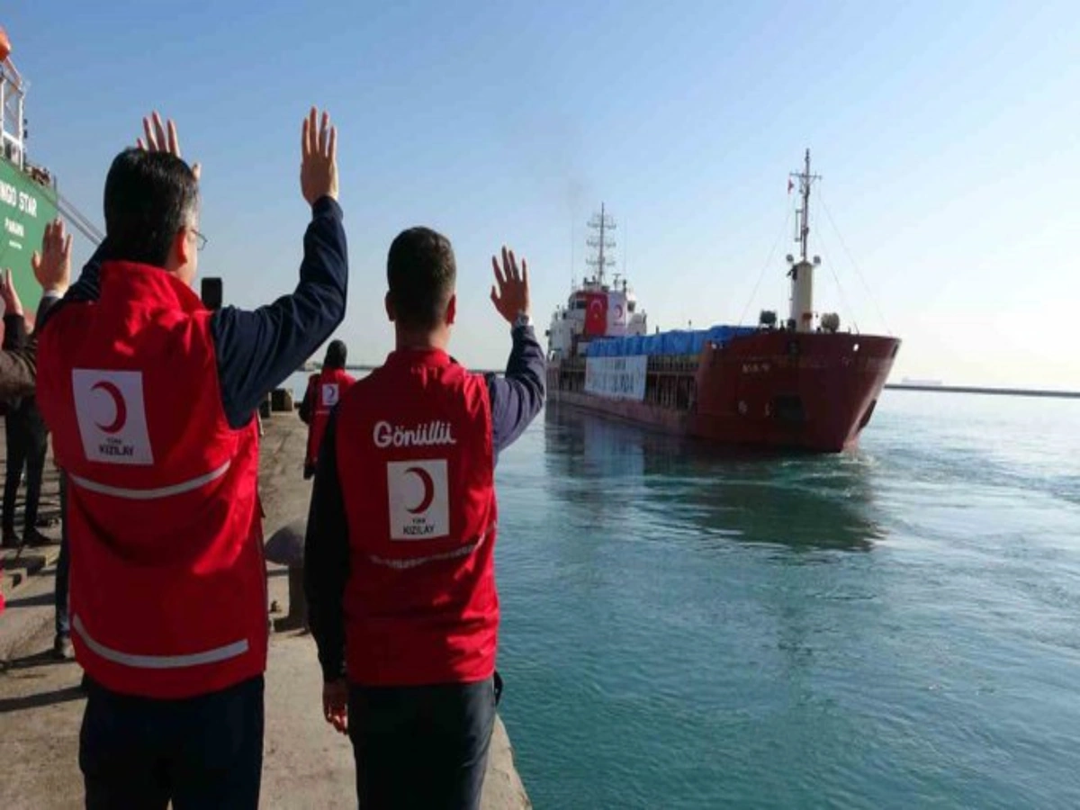 Turkish ship departs for Gaza with 1,300 tons aid