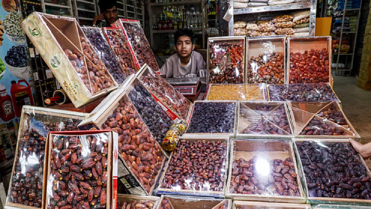 Govt Cuts Date Import Duty 40% Ahead of Ramadan