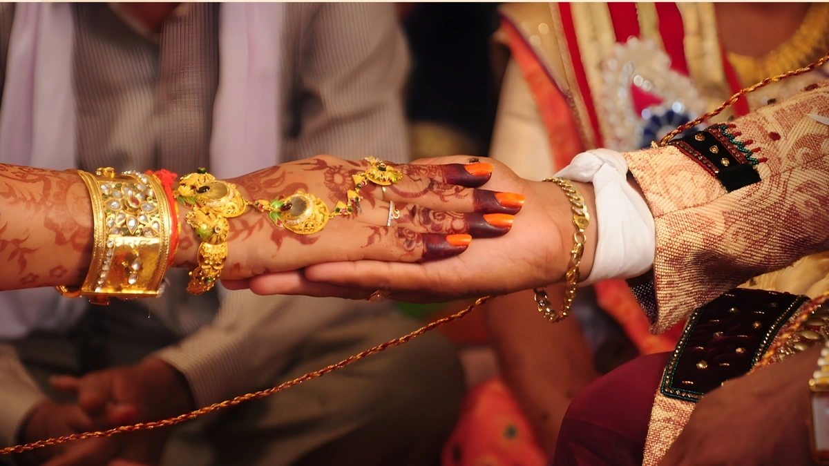 Tight on wedding expenses? Banks are offering marriage loans!