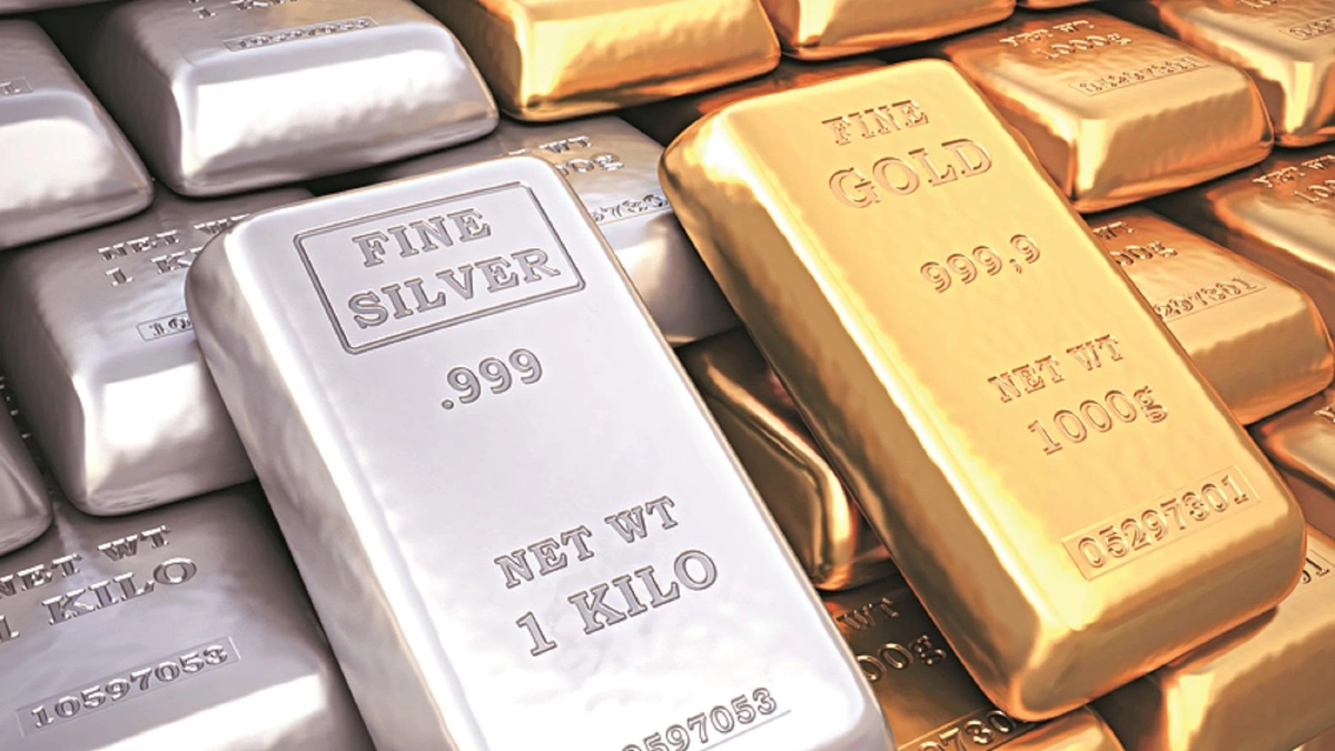 Gold nears $5,600 as investors seek safety; silver eyes $120