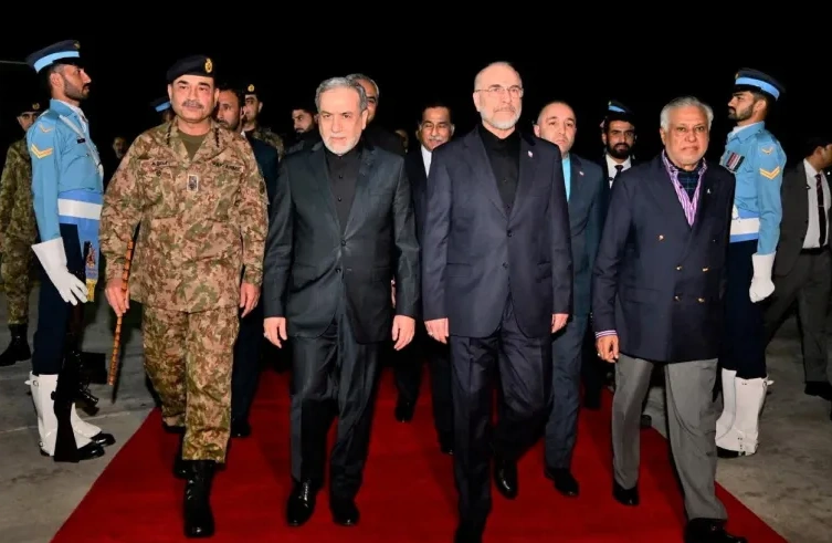 Iran and US Open Ceasefire Talks in Islamabad on Day 43 of Conflict