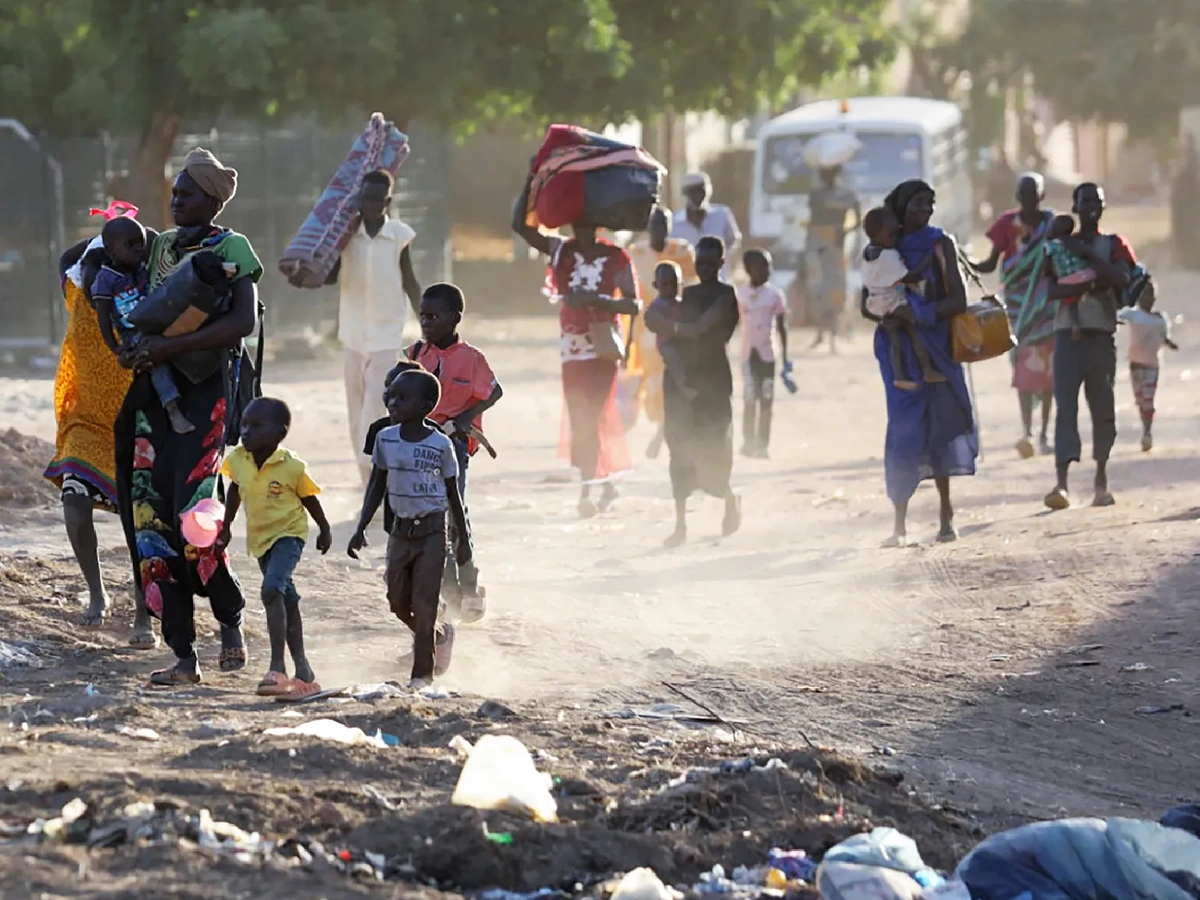 Sudan crisis deepens, residents flee