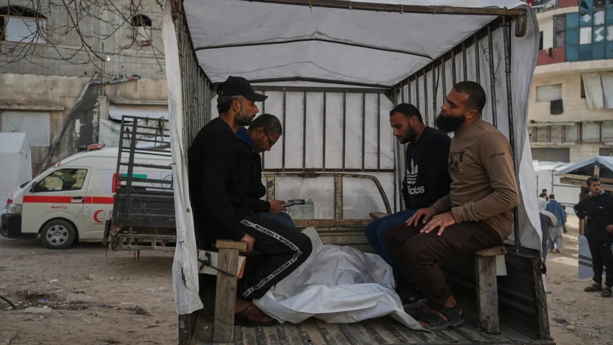 Hamas Warns of ‘Serious Consequences’ as Gaza Ceasefire Cracks