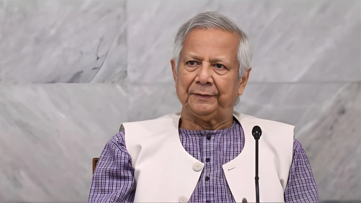 Chief Adviser Yunus Speaks to Prothom Alo, Daily Star Editors After Attacks
