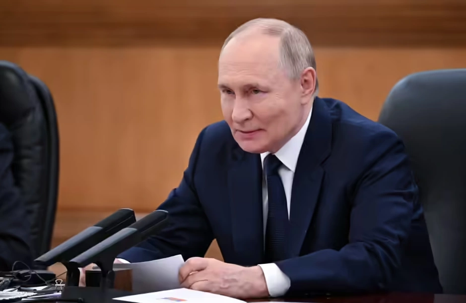 Putin Eyes Development of Rocket Engines