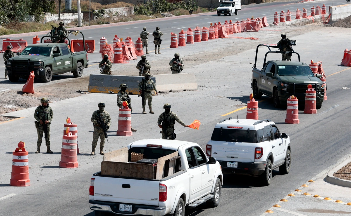 At least 11 killed in Sinaloa raid targeting cartel faction leader