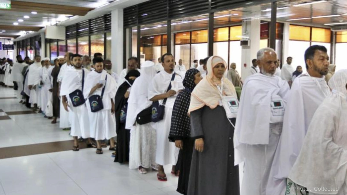 27,325 Bangladeshi Hajj Pilgrims Arrive in Saudi Arabia in First Four Days