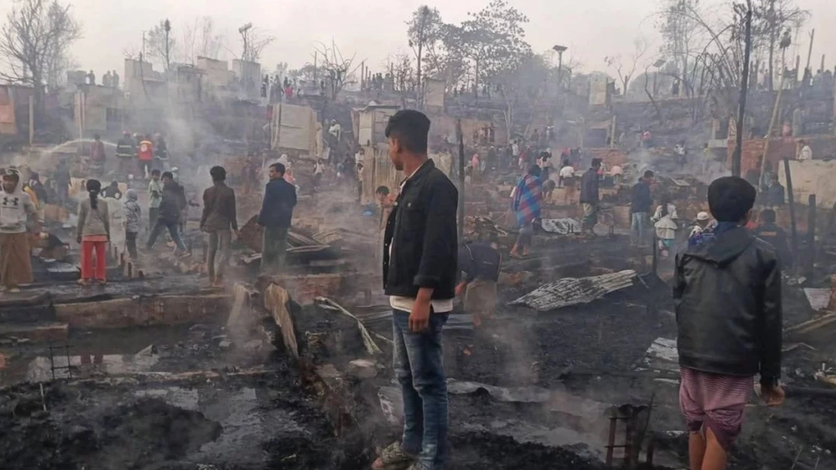 Fire Destroys Over 450 Shelters, 10 Schools at Ukhiya Rohingya Camp