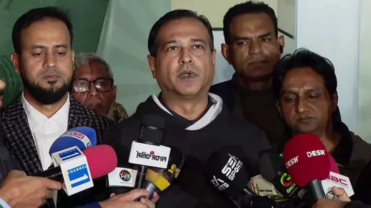 Asif Akbar Warns of World Cup Walkover if Venue Not Moved from India