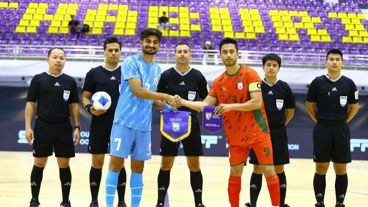 Bangladesh Draws 4-4 with India in Historic Futsal Match