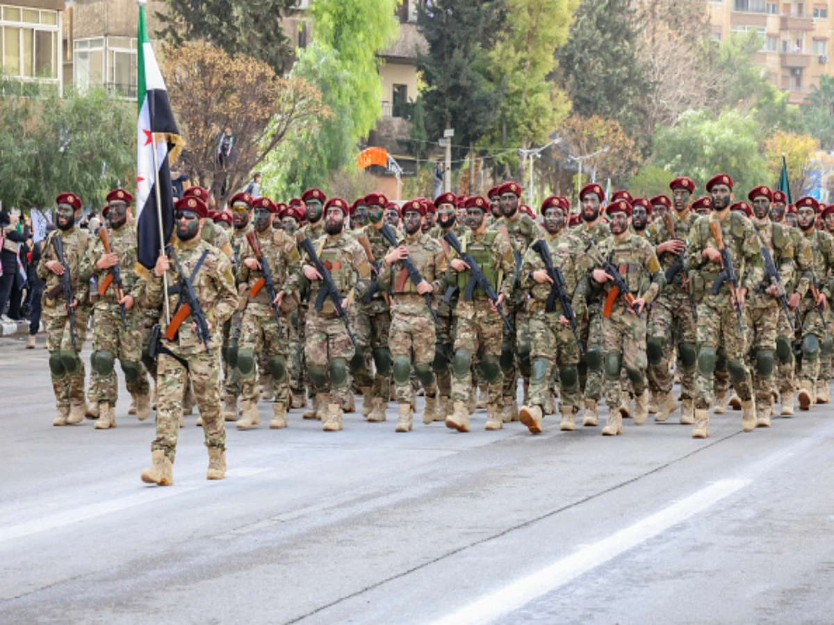 Syrian army chants for Gaza, Israeli minister warns of war