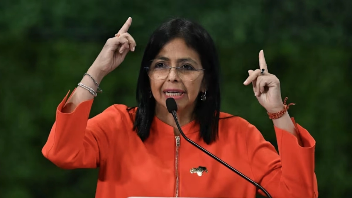 Venezuelan Army Backs Maduro’s VP as Acting President