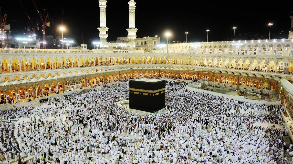 Hajj Flight Fare Reduced; Flights to Begin on April 18