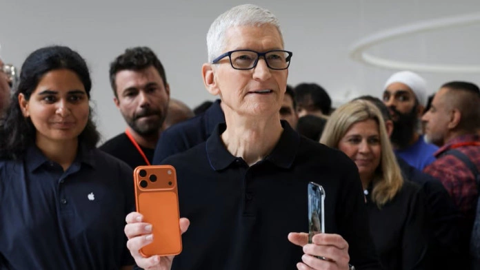Apple loses $112 billion in market value as iPhone 17 launch disappoints and investors